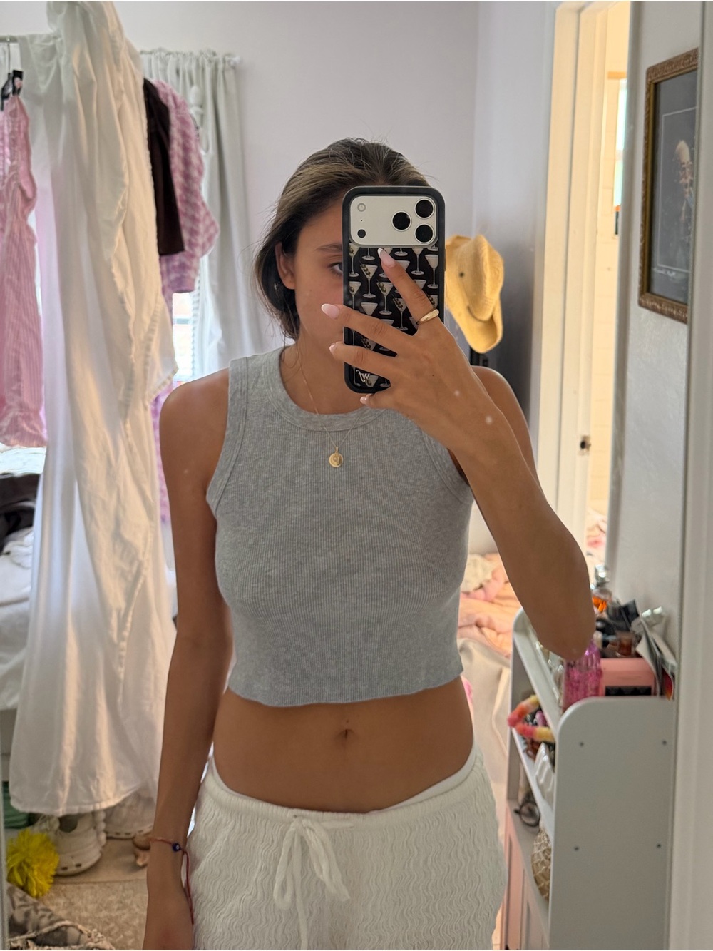 Brandy melville Women's Gray Ribbed Cropped Tank Top